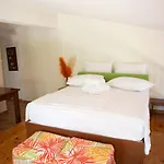 Pampas Seafront Villa, 6 Bedrooms, North Evvoia Villa