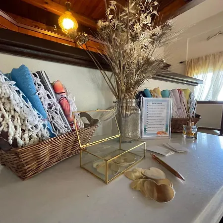 Pampas Seafront Villa, 6 Bedrooms, North Evvoia * Kanatádhika