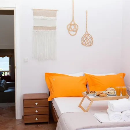 Pampas Seafront Villa, 6 Bedrooms, North Evvoia Villa *