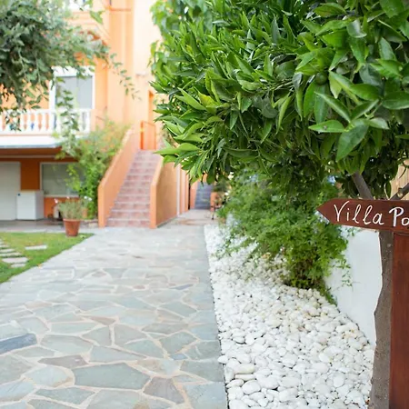 Pampas Seafront Villa, 6 Bedrooms, North Evvoia Villa Kanatádhika
